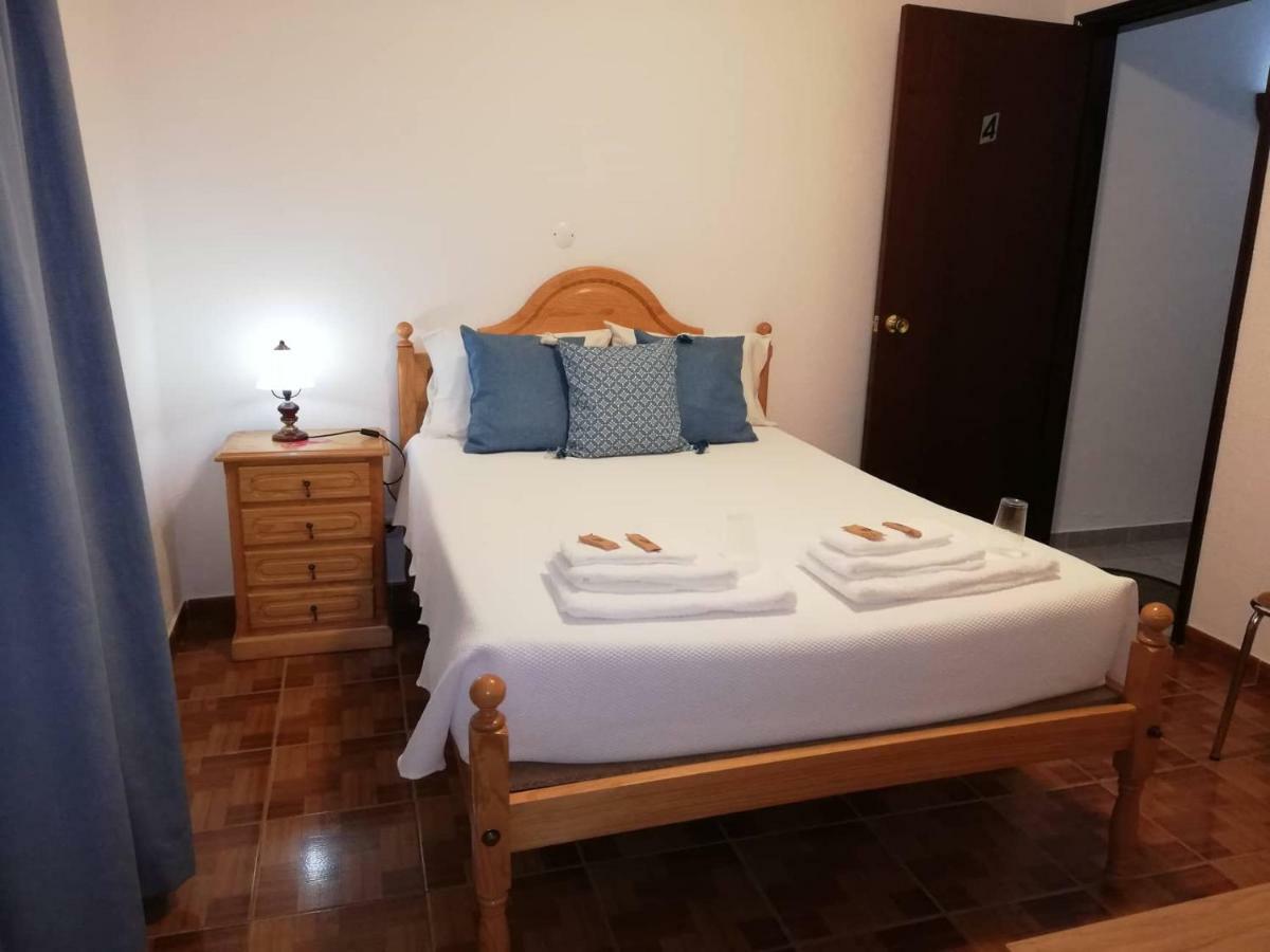 Residencia Livramento Hotel Velas Exterior photo